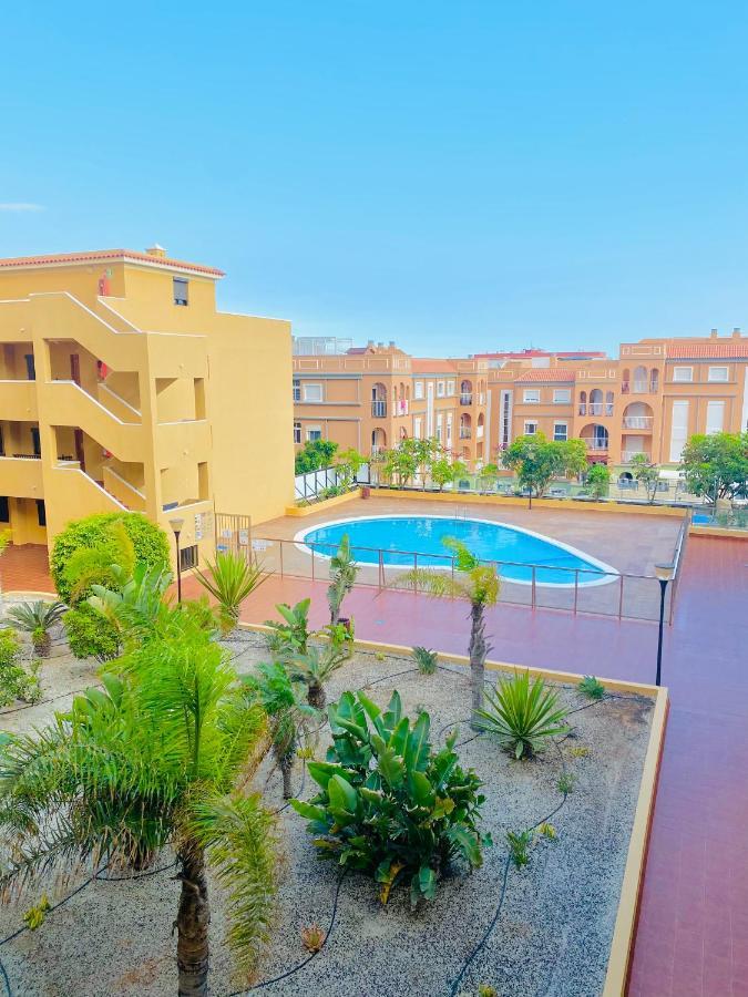 Medano Sweet Home 2 Bedrooms With Wi-Fi, Pool, Beach El Médano Exteriör bild
